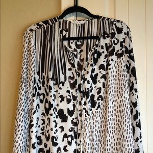 Cabi animal print wrap front blouse XL